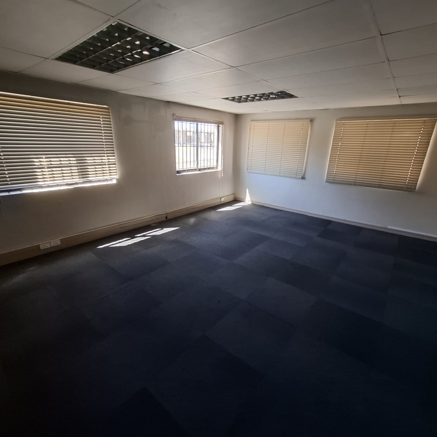 To Let Commercial Property for Rent in Brackenfell Central Western Cape